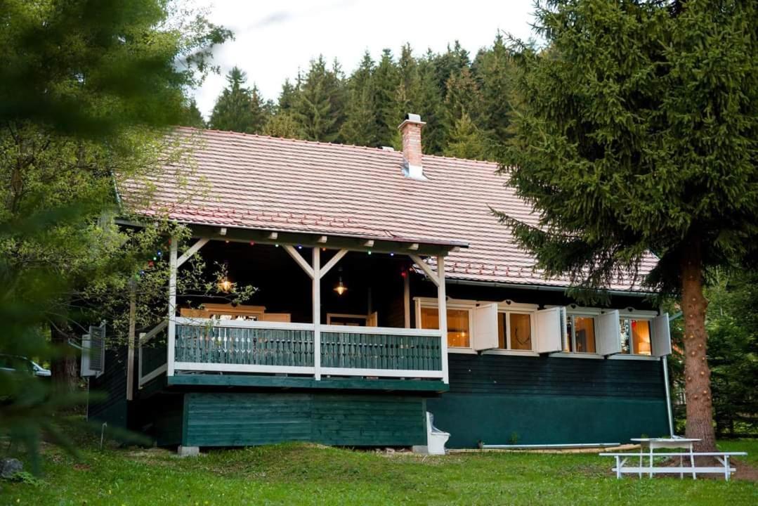 Piricske Pihenohaz Villa Ciceu Exterior photo